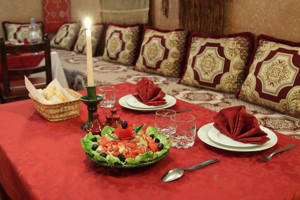 לינה וארוחת בוקר עיט בן האדו Kasbah Valentine מראה חיצוני תמונה